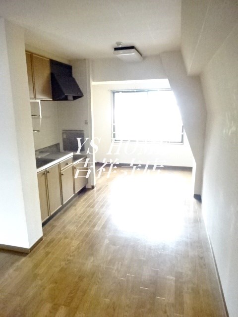 クレセント リビング