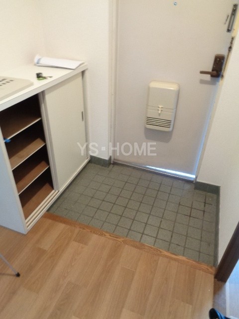 ベルガーデン 玄関