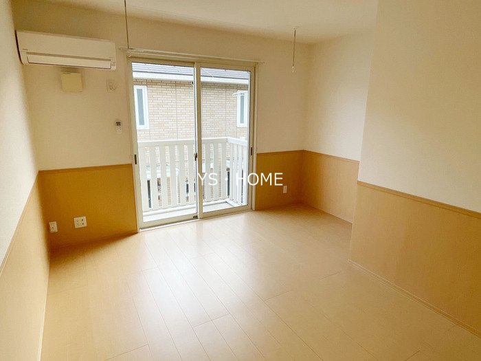 ルメルシェ リビング