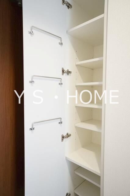 メインステージ立川Ⅴ 玄関