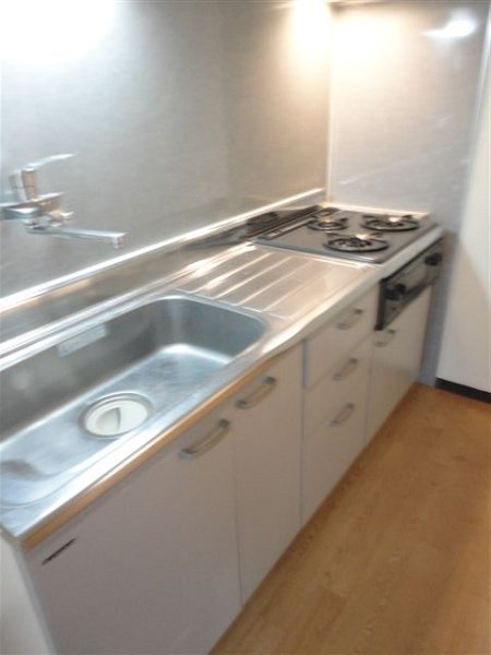 ローヤル国立マンション キッチン