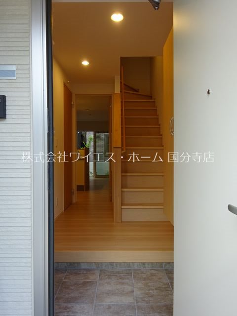 ソラーナ国分寺 玄関