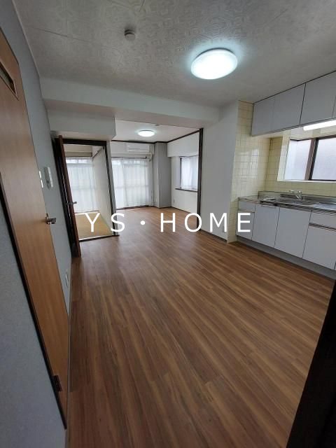 櫻井興産グランデマンション リビング