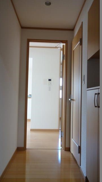 エクセラン　ミカミ 玄関