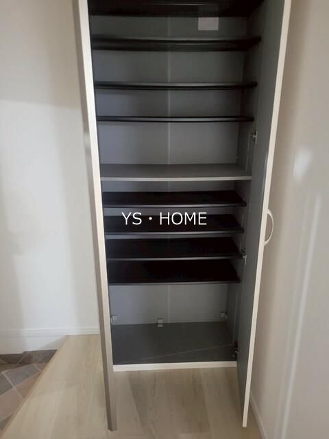 レジ東郷  玄関