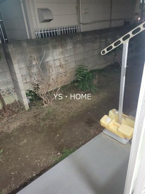 レジ東郷  ベランダ