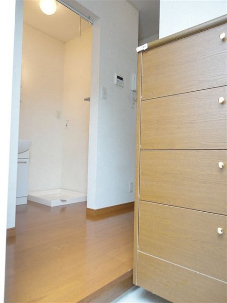 クレール国分寺  玄関