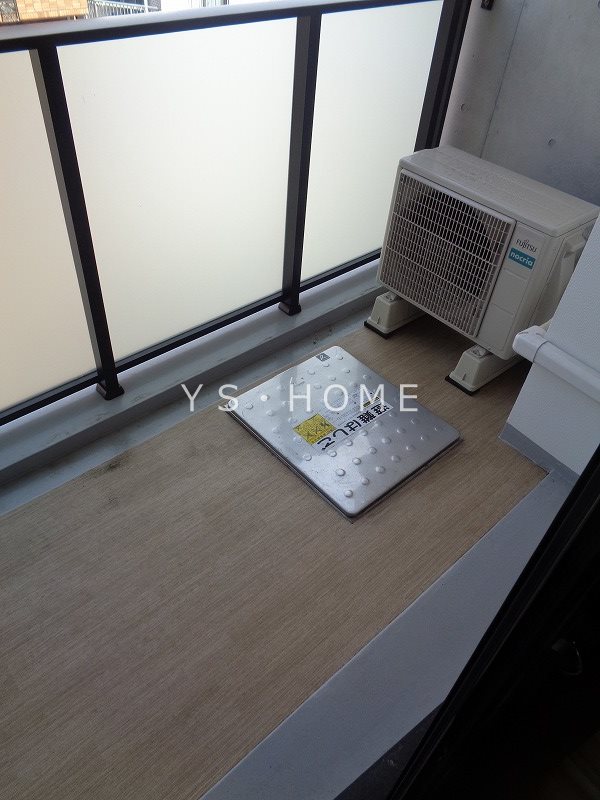 ZOOM三鷹  ベランダ