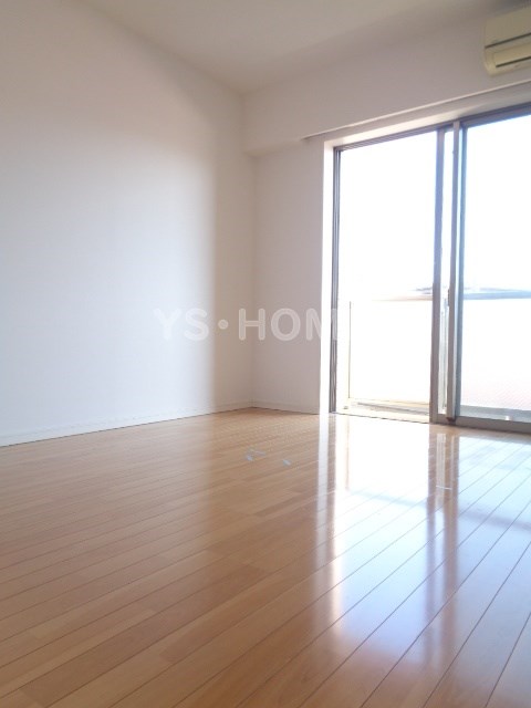 プラムガーデン関根 ベッドルーム