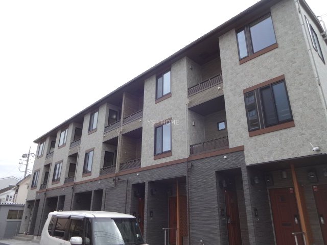 ピースフルⅢ 外観