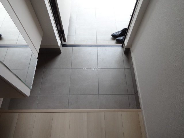 ピースフルⅢ 玄関