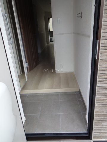 ピースフルⅢ 玄関