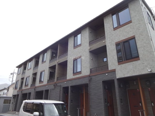 ピースフルⅢ 外観