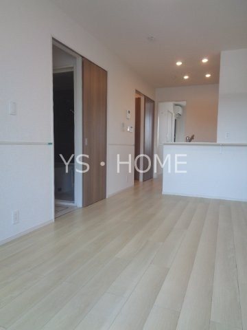 ヒカルサ西東京向台ウエスト リビング