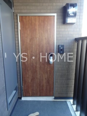 アウル吉祥寺南 玄関