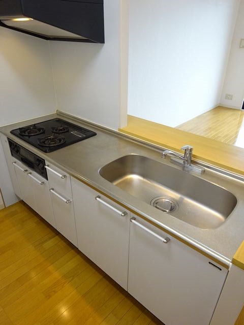 ラフィネＳ国分寺 キッチン