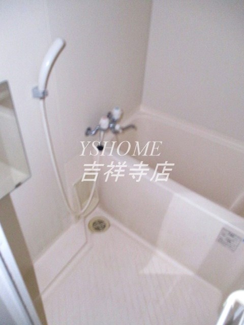 メゾン・ド・ヴィレ荻窪 風呂画像