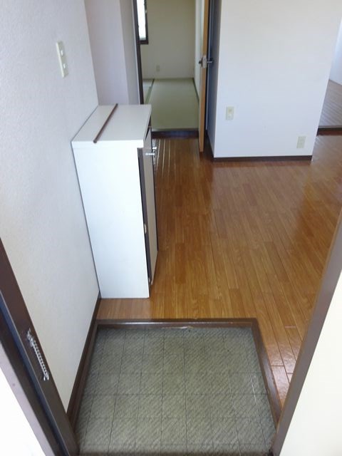 エース一里塚 玄関