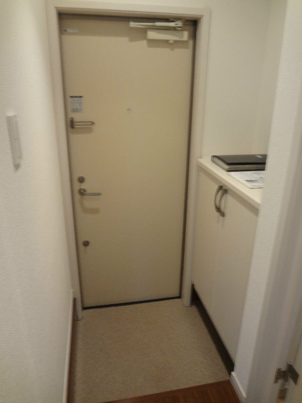 ソレアード 玄関