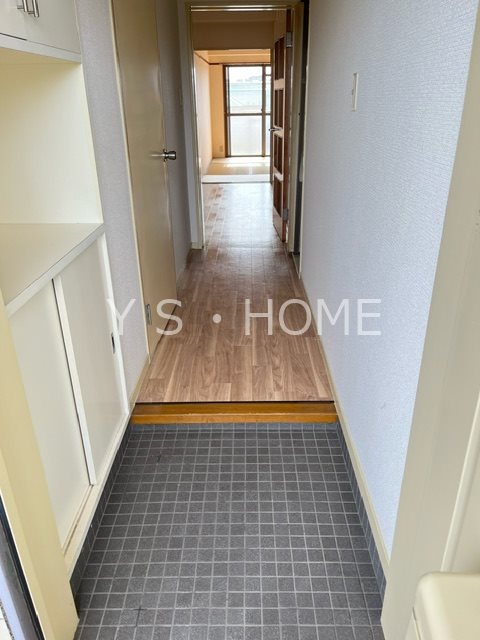 グリーンカース恋ヶ窪 玄関