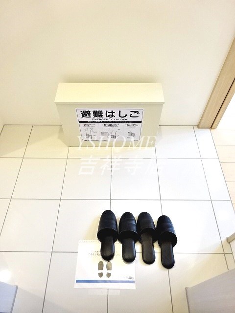 SOU西荻窪  玄関