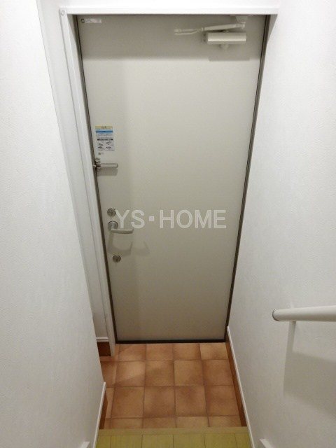 ソルナクレイシア荻窪Ⅲ 玄関