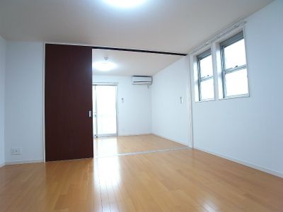 リブリ・M&amp;amp;I リビング