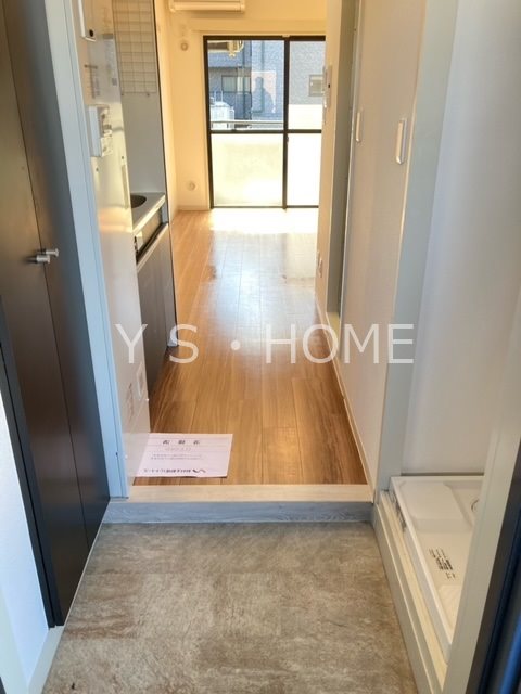 プライムアーバン武蔵野ヒルズB棟  玄関