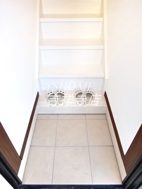 スカイタウン  玄関