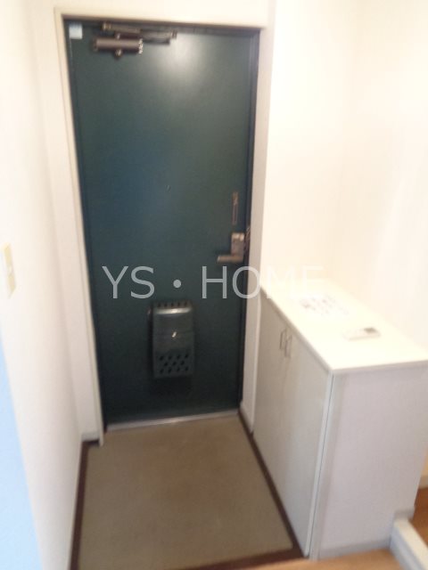 トリヴァンベール武蔵野 玄関