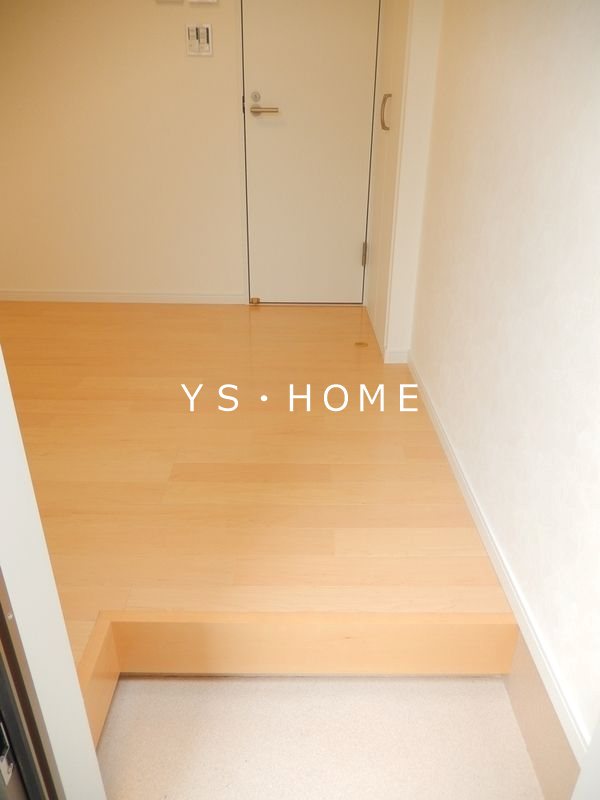 コンフォートテラス三鷹 玄関