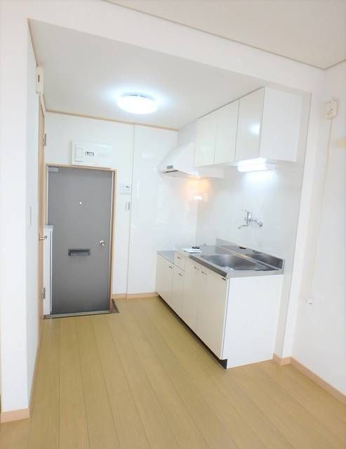 エメロードハイツ 玄関