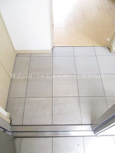 テラスサンリーフ 玄関