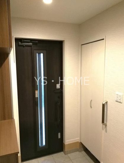 小金井市緑町１丁目貸家 玄関