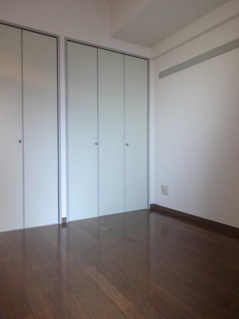 ネオアージュ三鷹 ベッドルーム