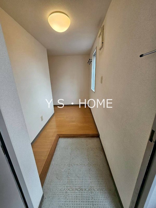 コーポレート小金井梶野通り６号棟 玄関