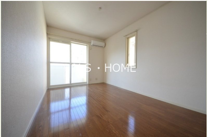 カーサヴェルデ国立 リビング