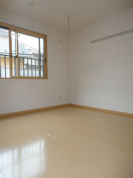 エムズ・コート リビング