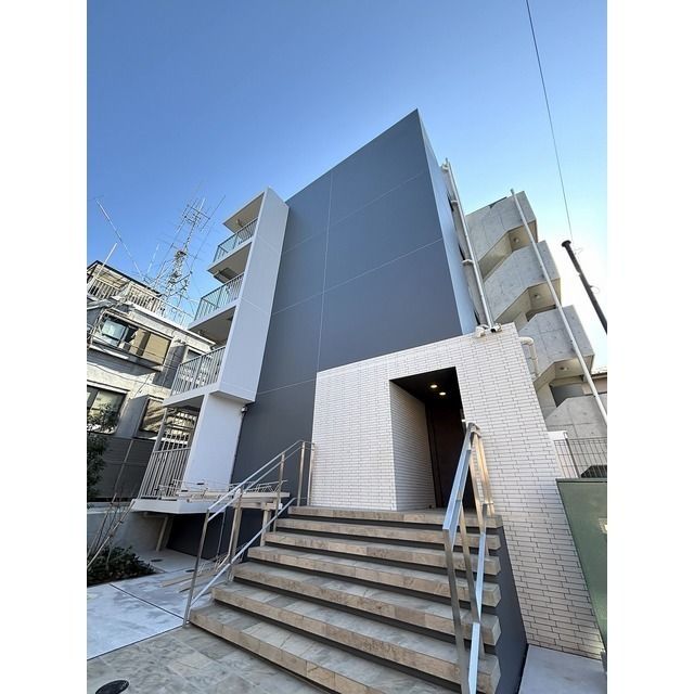 ウェルスクエア新高円寺   外観