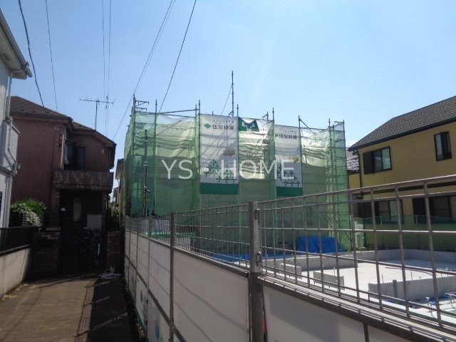 武蔵野市西久保1丁目貸家  玄関