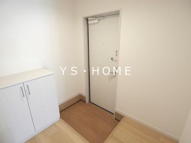 シンエイビル 玄関