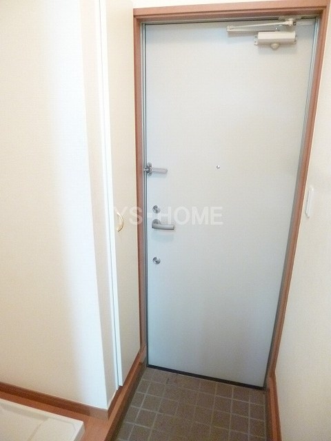 ソレーユ宮前  玄関