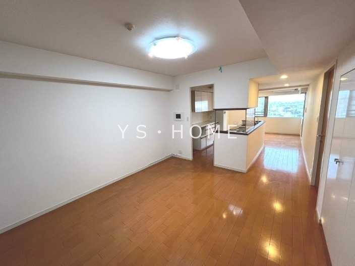 グローリオ吉祥寺本町  リビング