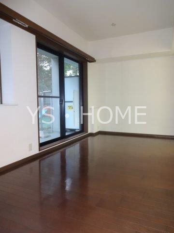 フィオーレ武蔵野　　 リビング