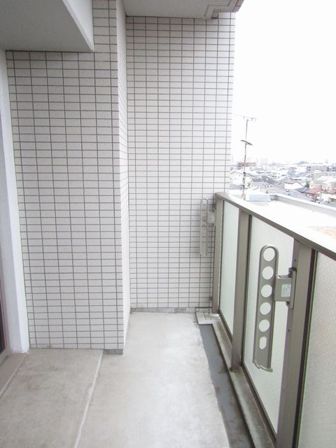 フェリーチェ国立 ベランダ