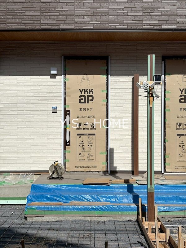 ルミエール国立 玄関