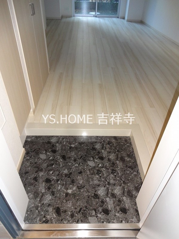 コレクション武蔵野 玄関