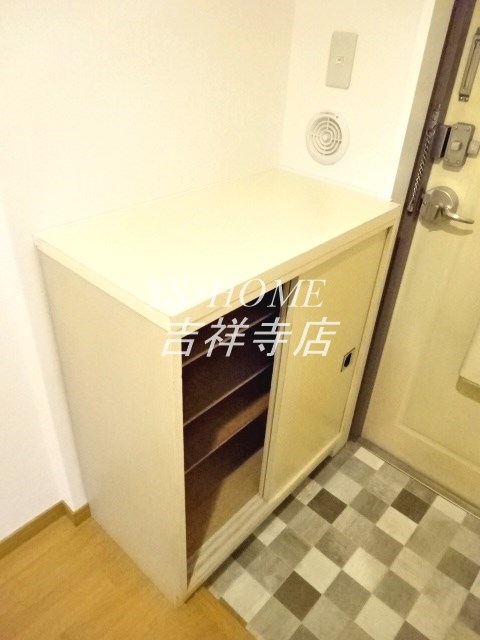 大関山ハイツ 玄関