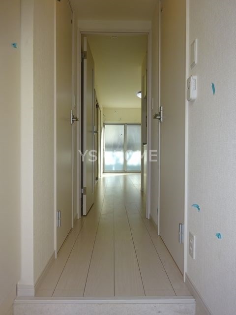 リブリ・SUN　GREEN 玄関