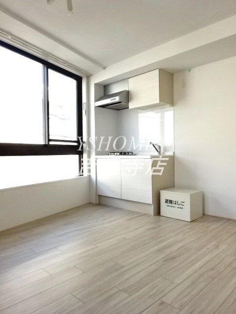 ＥＸＡＭ吉祥寺  リビング